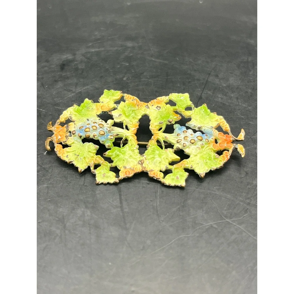 Vtg‎ Enameled Grape Cluster Brooch Colorful Green Gold Tone Pin 2.25